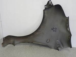 TOYOTA AYGO 05-12 BŁOTNIK PRZEDNI PRAWY Z11 10/12 MINIATURA
