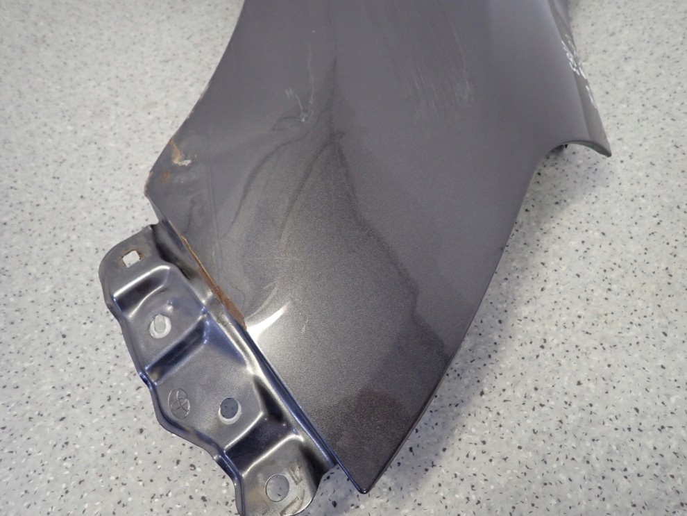 TOYOTA VERSO 09-13 BŁOTNIK PRZEDNI PRAWY 1G3 5/16