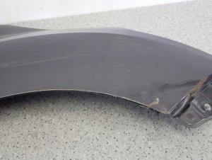 TOYOTA VERSO 09-13 BŁOTNIK PRZEDNI PRAWY 1G3 13/16 MINIATURA