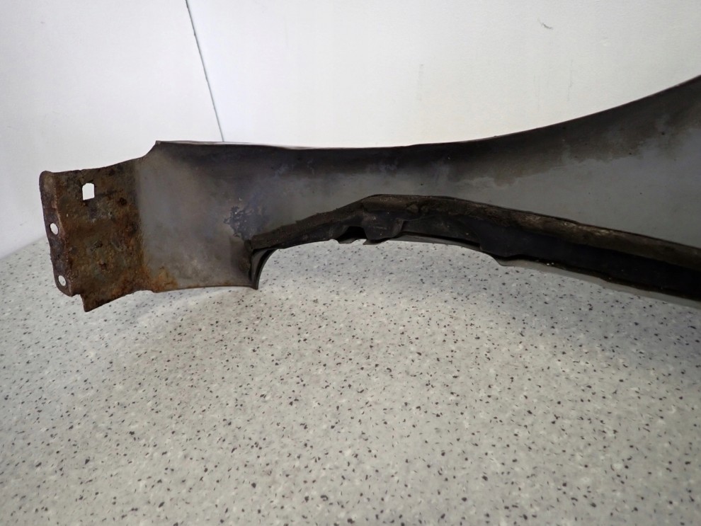 MAZDA 6 MAZDA6 02-07 BŁOTNIK PRZEDNI PRAWY 32G 13/14