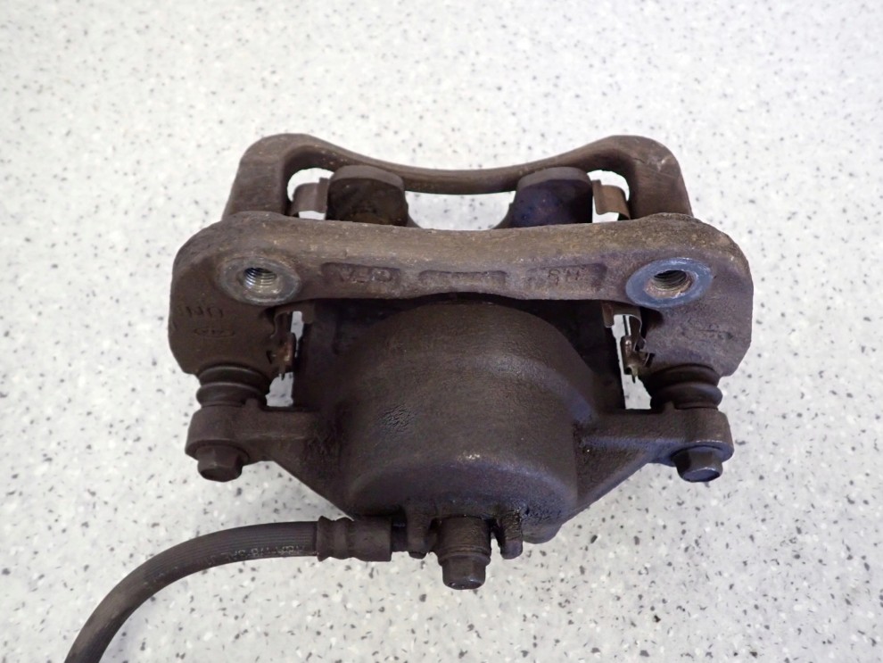 KIA CARENS III 06-11 ZACISK HAMULCOWY PRZEDNI LEWY 3/3