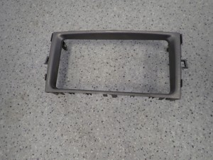 TOYOTA VERSO 09-13 RAMKA RADIA