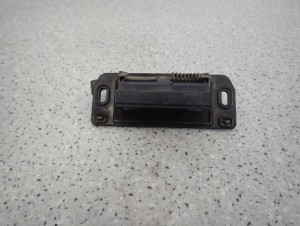 NISSAN ALMERA TINO 00-05 KLAMKA KLAPY BAGAŻNIKA