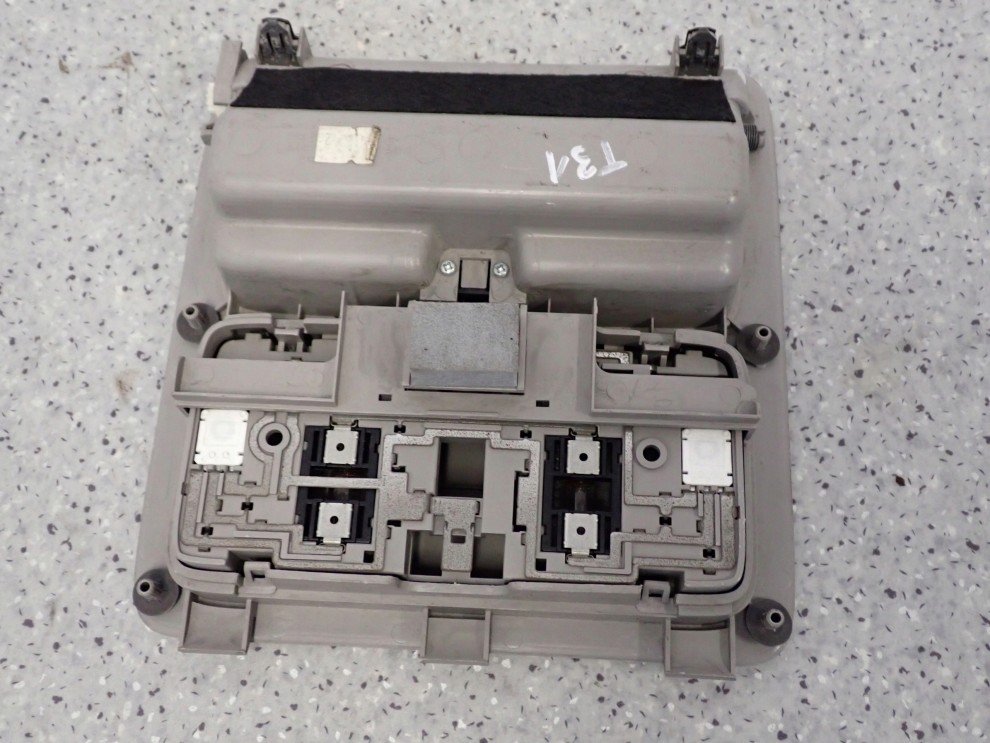 XTRAIL T31 07-14 LAMPKA OŚWIETLENIA KABINY 5/7