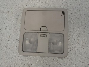 XTRAIL T31 07-14 LAMPKA OŚWIETLENIA KABINY 2/7 MINIATURA