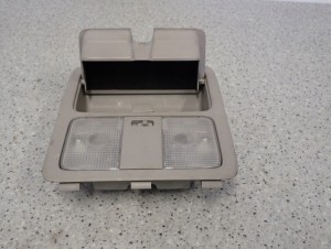 XTRAIL T31 07-14 LAMPKA OŚWIETLENIA KABINY 4/7 MINIATURA