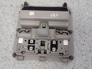 XTRAIL T31 07-14 LAMPKA OŚWIETLENIA KABINY 5/7 MINIATURA