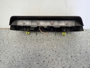 TOYOTA YARIS II 06-11 LAMPKA TRZECI 3 STOP