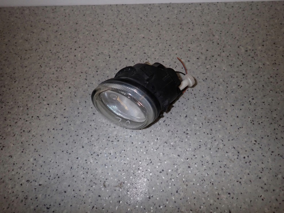 NISSAN ALMERA TINO 00-05 HALOGEN PRZEDNI LEWY 3/5
