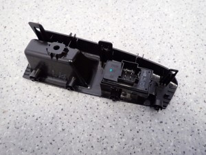 CHEVROLET CRUZE 08-12 PANEL SZYBY TYLNY LEWY PRZEŁĄCZNIK 4/4 MINIATURA