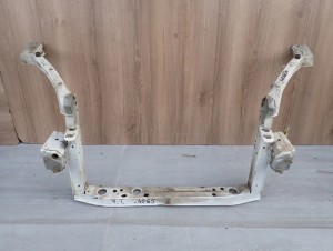 TOYOTA YARIS I 99-05 PAS PRZEDNI WZMOCNIENIE CZOŁOWE