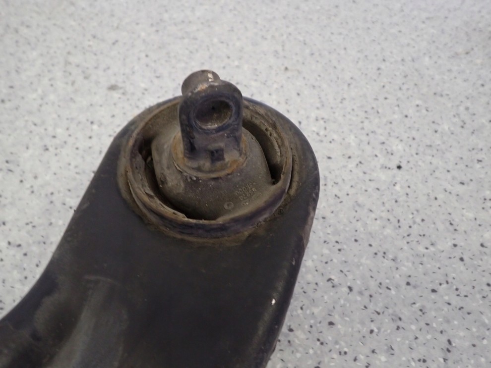 HYUNDAI i40 11-18 WAHACZ WZDŁUŻNY TYLNY LEWY 7/8