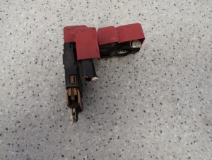 SUZUKI SWIFT MK6 1.3 BENZ 04- KLEMA PLUSOWA 4/6 MINIATURA