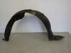 TOYOTA YARIS II 06-11 NADKOLE PRZEDNIE PRAWE