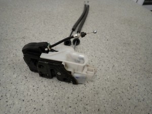 HYUNDAI SONATA V 05-07 ZAMEK DRZWI PRZEDNI LEWY EUROPA 3/7 MINIATURA