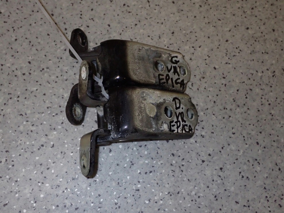 CHEVROLET EPICA 06- ZAWIASY DRZWI PRZEDNIE PRAWE 2/4