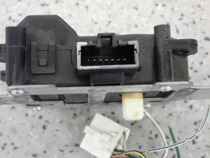MITSUBISHI GRANDIS 03-11 STEROWNIK NAGRZEWNICY SILNICZEK NAWIEWU CIEPŁO ZIM 5/6 MINIATURA