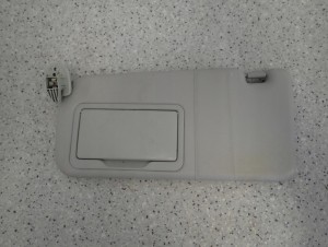 SUZUKI ALTO 09-13 DASZEK PRZECIWSŁONECZNY PRZEDNI LEWY