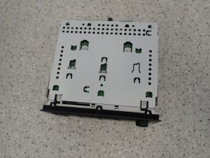 MITSUBISHI GRANDIS 03- RADIO FABRYCZNE 3/7 MINIATURA