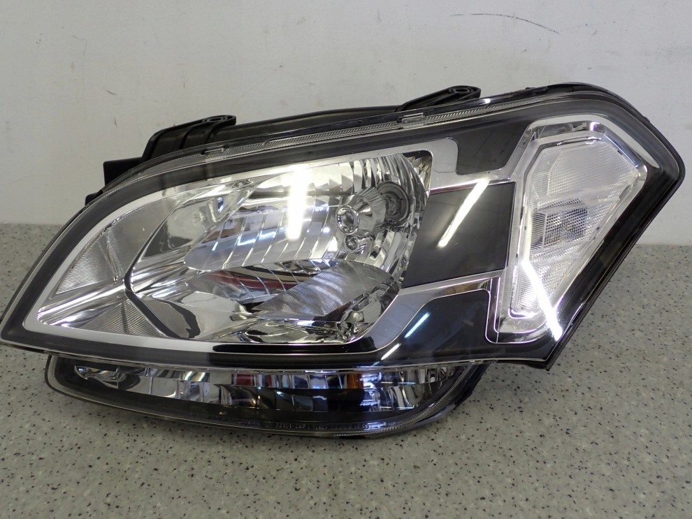 KIA SOUL I 09-11 REFLEKTOR PRZEDNI LEWY LAMPA PRZEDNIA LEWA EUROPA 1/11