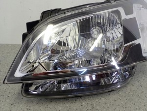KIA SOUL I 09-11 REFLEKTOR PRZEDNI LEWY LAMPA PRZEDNIA LEWA EUROPA 3/11 MINIATURA