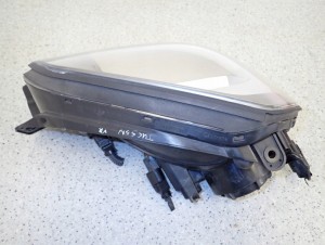 HYUNDAI TUCSON 04-10 REFLEKTOR PRZEDNI PRAWY LAMPA PRZÓD 8/11 MINIATURA
