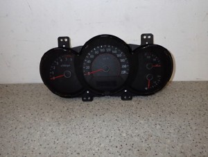 KIA SOUL I 1.6 CRDI 09- LICZNIK ZEGARY