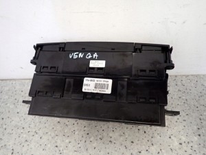 KIA VENGA 09- WYŚWIETLACZ ZEGAREK 4/5 MINIATURA