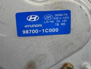 HYUNDAI GETZ SILNICZEK WYCIERACZEK SILNIK TYŁ 5/6 MINIATURA