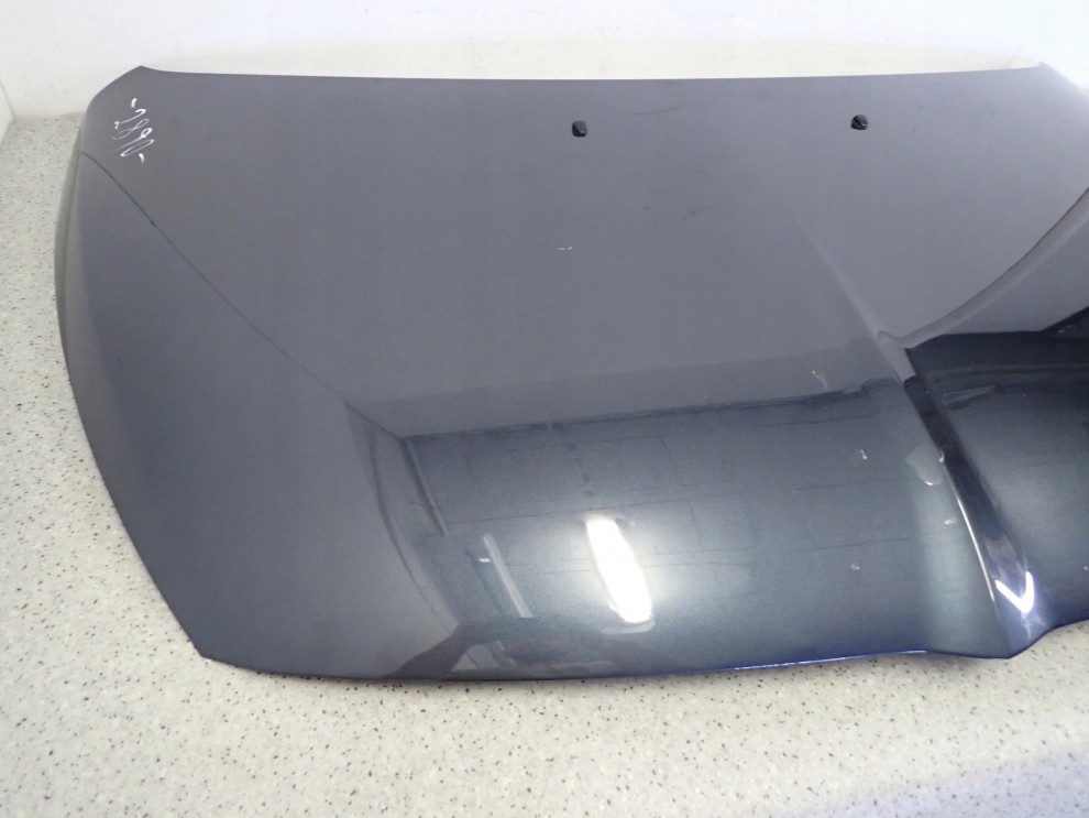 MITSUBISHI GRANDIS 04-11 MASKA POKRYWA SILNIKA A72 9/16