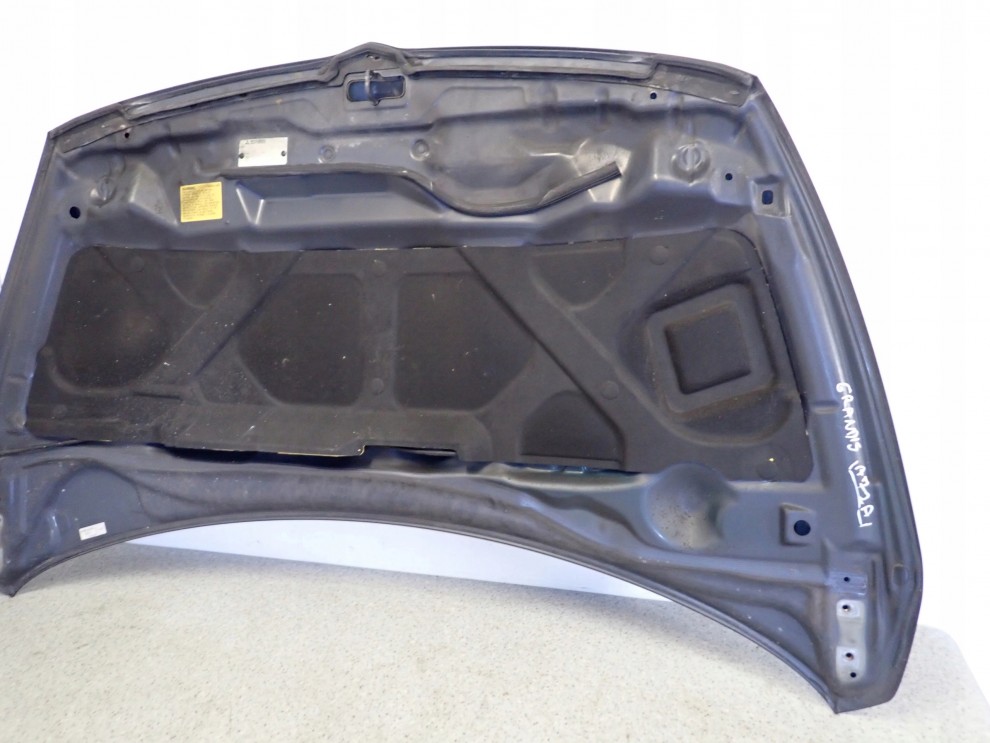 MITSUBISHI GRANDIS 04-11 MASKA POKRYWA SILNIKA A72 15/16
