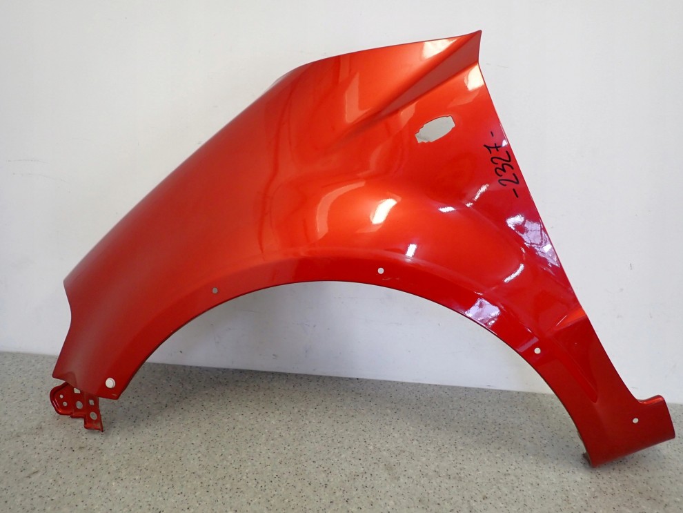 SUZUKI SX4 06-12 BŁOTNIK PRZEDNI LEWY ZFS 2/10