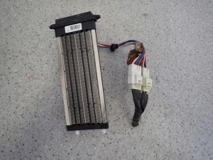 NISSAN XTRAIL X-TRAIL T31 07- NAGRZEWNICA ELEKTRYCZNA EUROPA 2/5 MINIATURA