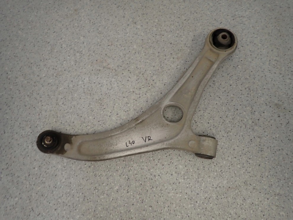 HYUNDAI i40 11-18 WAHACZ PRZEDNI LEWY 1/9