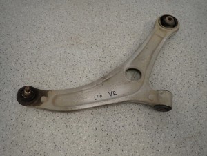 HYUNDAI i40 11-18 WAHACZ PRZEDNI PRAWY