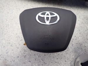 TOYOTA VERSO 09-13 PODUSZKI POWIETRZNE DESKA ROZDZIELCZA SRSY ZESTAW EUROPA 4/10 MINIATURA