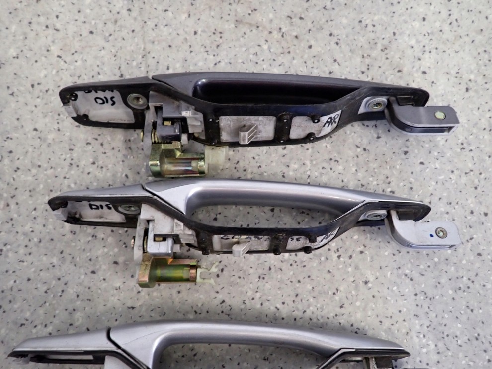 MITSUBISHI GRANDIS 03-11 KLAMKA TYLNA PRAWA 6/6