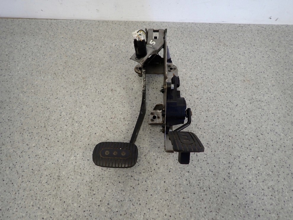 NISSAN MICRA K12 PEDAŁ GAZU POTENCJOMETR PEDAŁ HAMULCA AUTOMAT 1/7