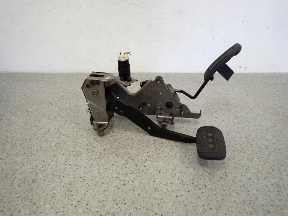 NISSAN MICRA K12 PEDAŁ GAZU POTENCJOMETR PEDAŁ HAMULCA AUTOMAT 2/7