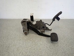 NISSAN MICRA K12 PEDAŁ GAZU POTENCJOMETR PEDAŁ HAMULCA AUTOMAT 2/7 MINIATURA