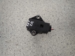 HONDA FRV FR-V 05- 2.2 DIESEL CZUJNIK TORU JAZDY ESP 6/6 MINIATURA