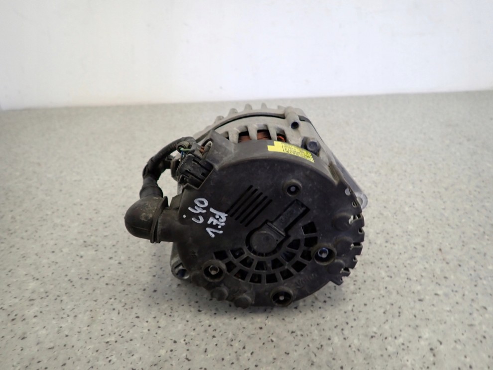 HYUNDAI i40 1.7 CRDI 11- ALTERNATOR 37300-2A800 3/6