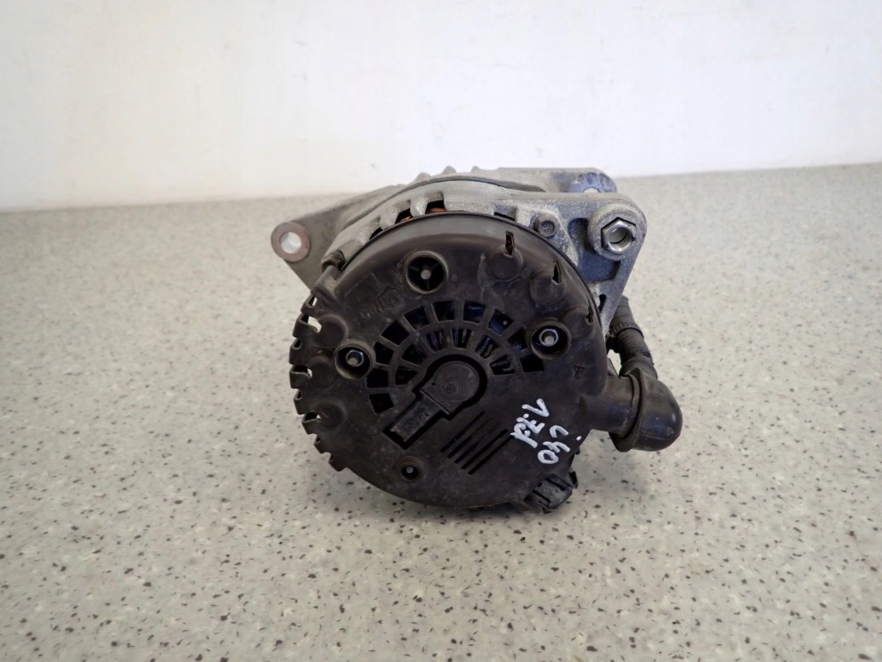 HYUNDAI i40 1.7 CRDI 11- ALTERNATOR 37300-2A800 6/6