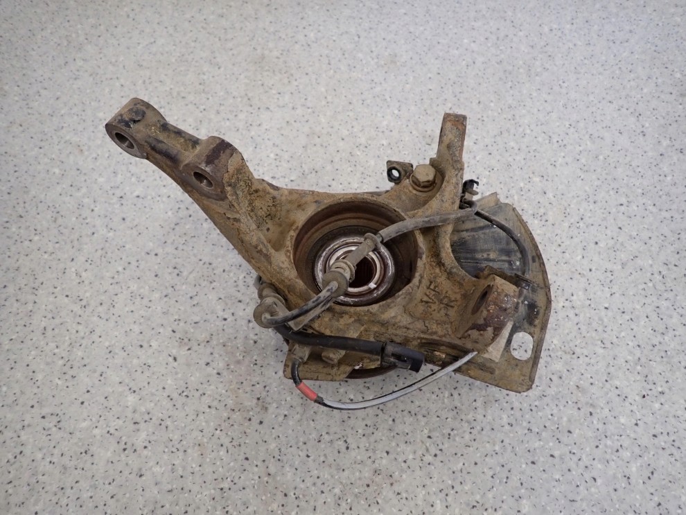 HYUNDAI i40 11- ZWROTNICA PRZEDNIA PRAWA 8/8