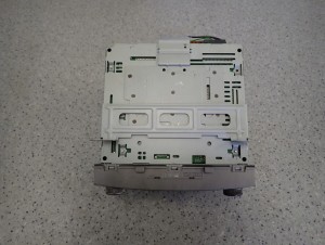 HYUNDAI i20 08-12 RADIO CD 10/11 MINIATURA