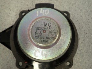 HYUNDAI i40 11- SUBWOOFER FABRYCZNY 5/5 MINIATURA