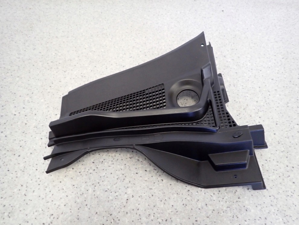 MITSUBISHI GRANDIS 03- PODSZYBIE LEWE PLASTIKOWE 2/6