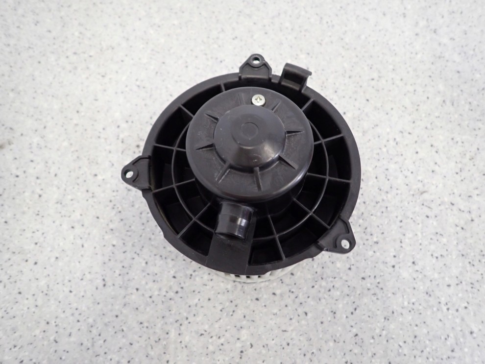 SUZUKI SPLASH 08-14 WENTYLATOR NAGRZEWNICY DMUCHAWA EUROPA 2PIN 5/6
