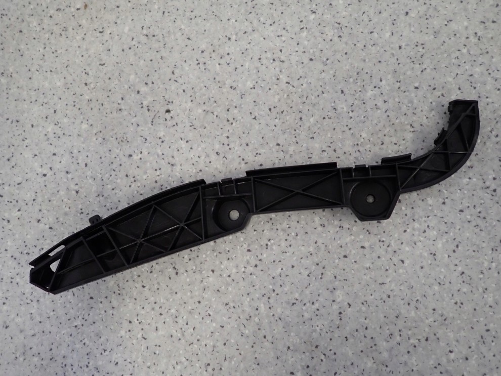 TOYOTA COROLLA VERSO 04-07 ŚLIZG TYLNY LEWY NA BŁOTNIK 1/9