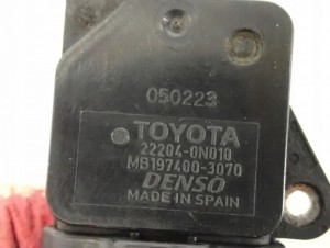 TOYOTA YARIS I FR 1.4 D4D 99-05 PRZEPŁYWOMIERZ POWIETRZA 4/7 MINIATURA